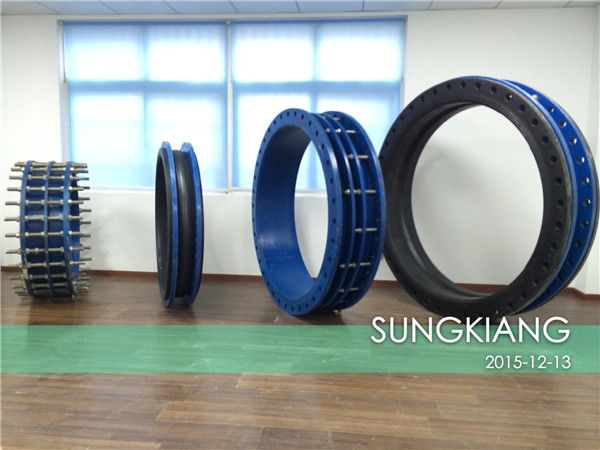 遼寧省丹東三灣水電站項目采用松夏雙法蘭限位伸縮接頭產品